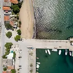 Square Sea View House *