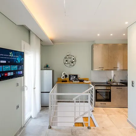 Апартаменты Square Sea View House
