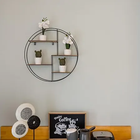 Square Sea View House Апартаменты