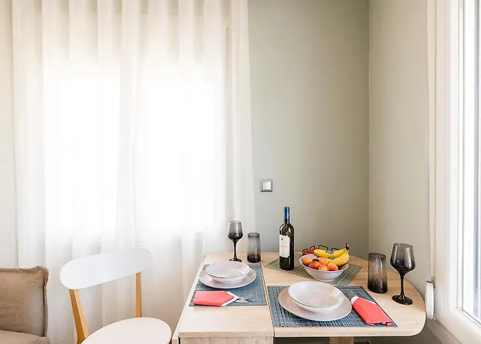 Square Sea View House *